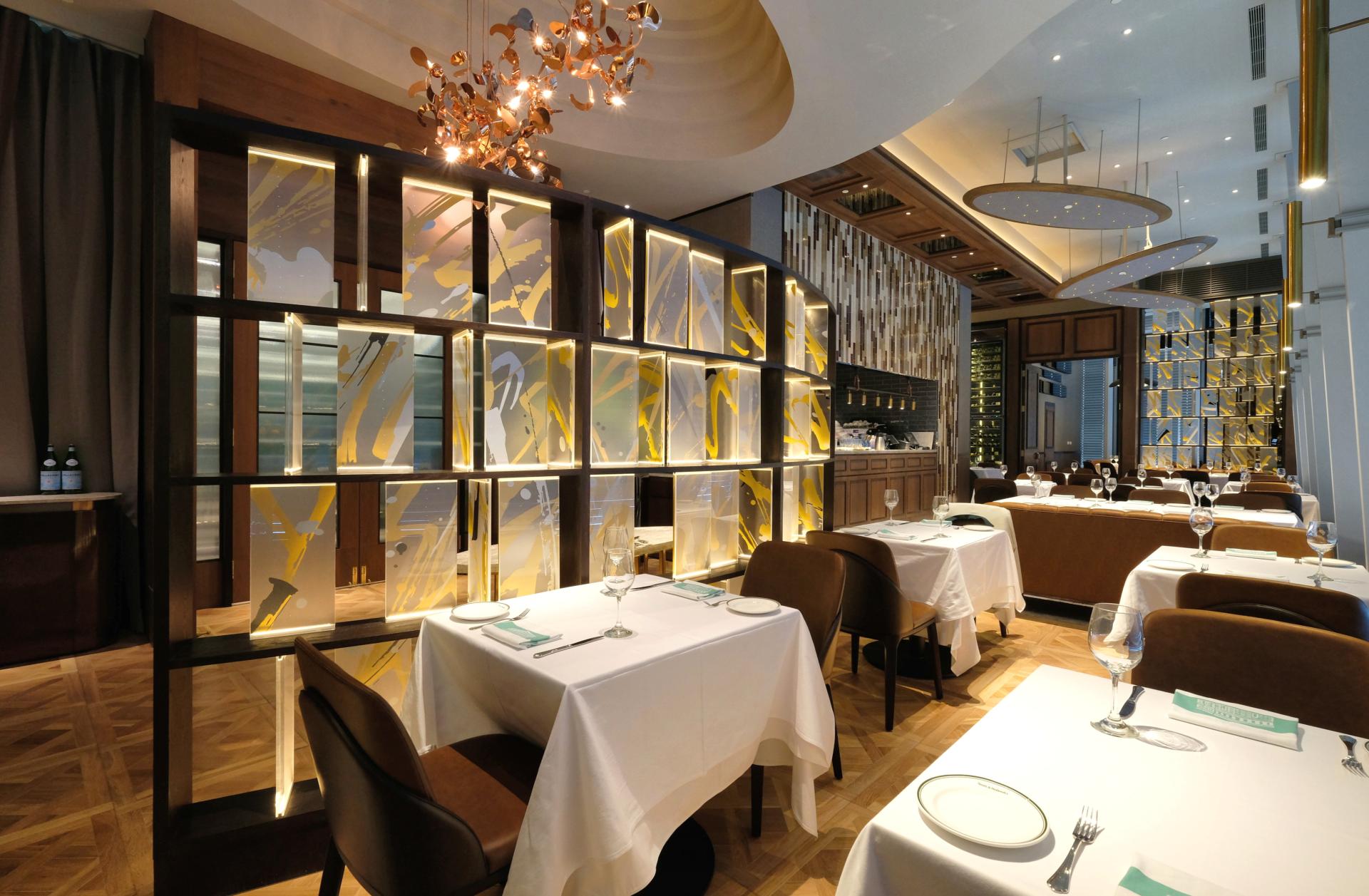 London Design Awards Winner - Smith and Wollensky Steakhouse, Taipei