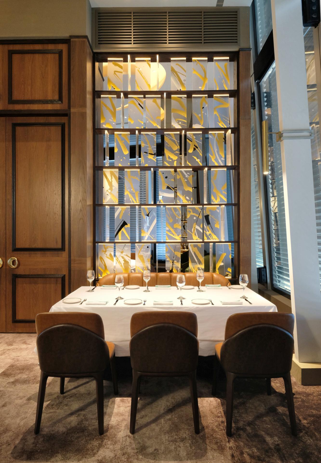 London Design Awards Winner - Smith and Wollensky Steakhouse, Taipei