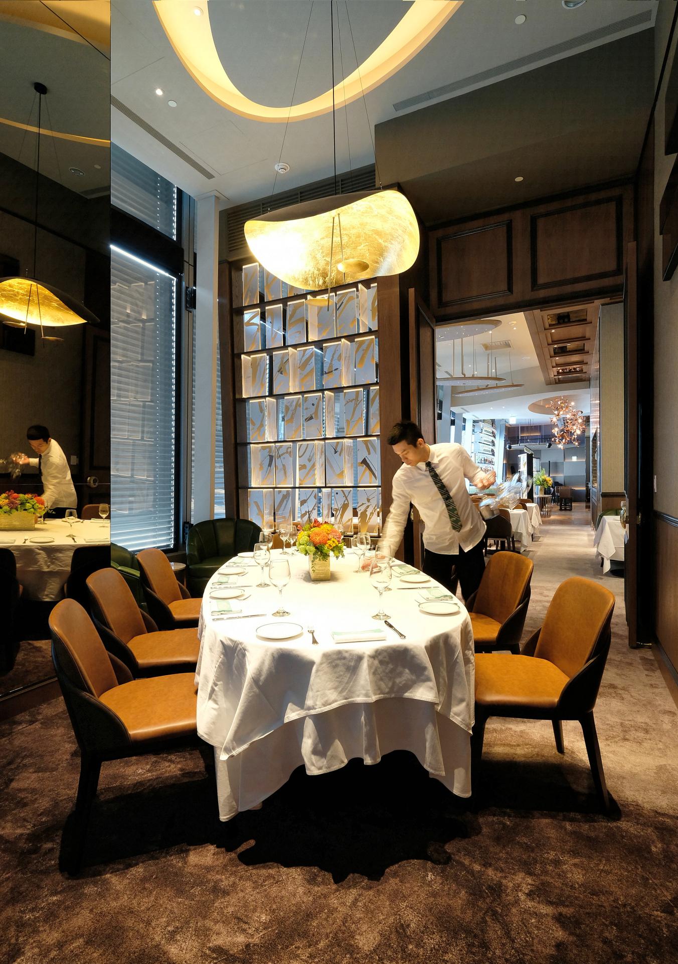 London Design Awards Winner - Smith and Wollensky Steakhouse, Taipei