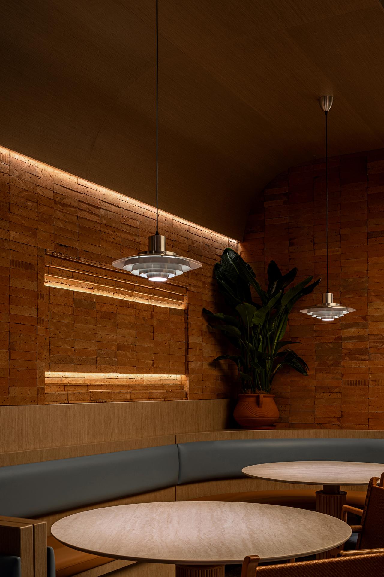 London Design Awards Winner - Fong Moon Ting Cantonese Restaurant