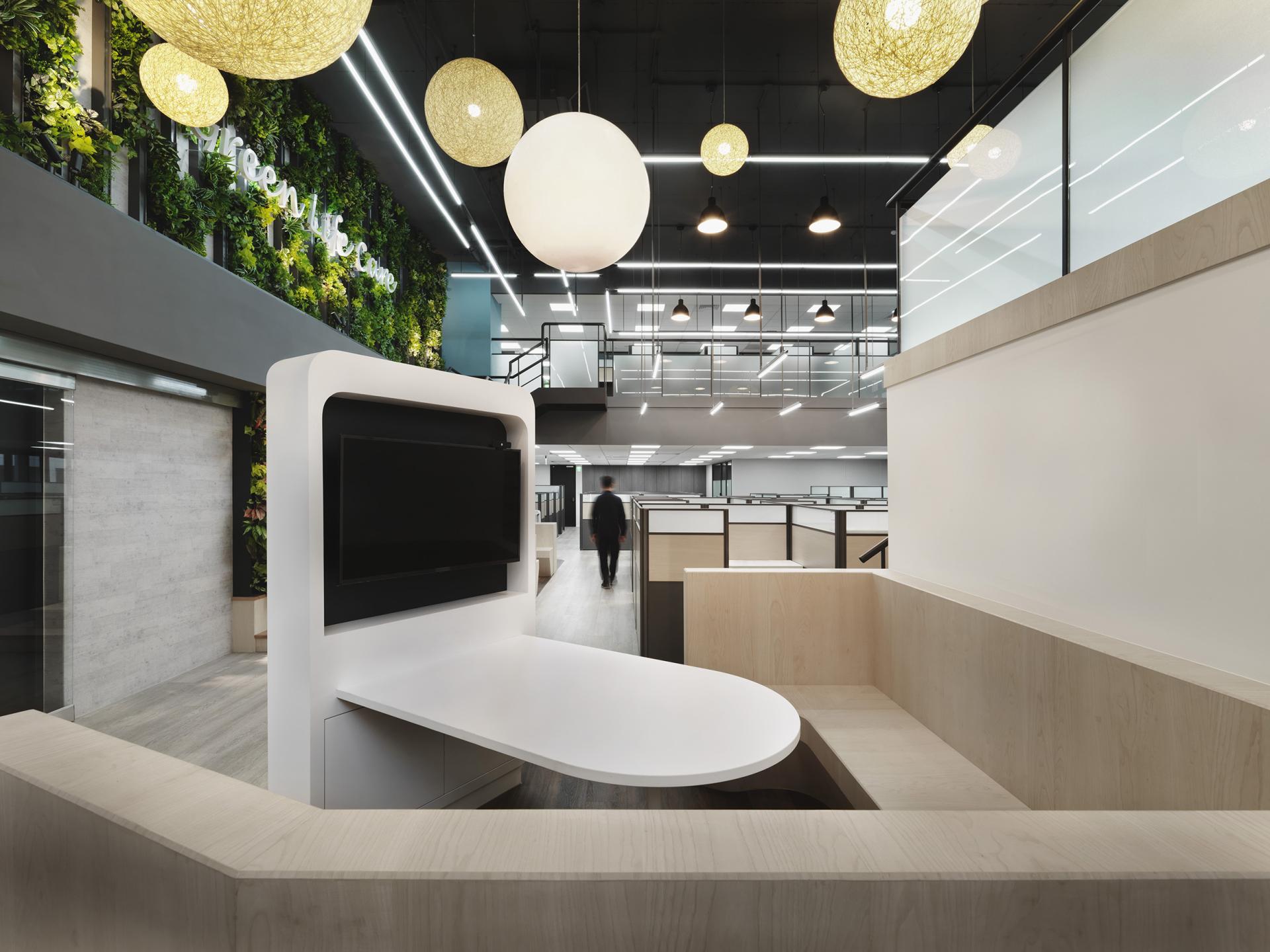 London Design Awards Winner - Green Life Care
