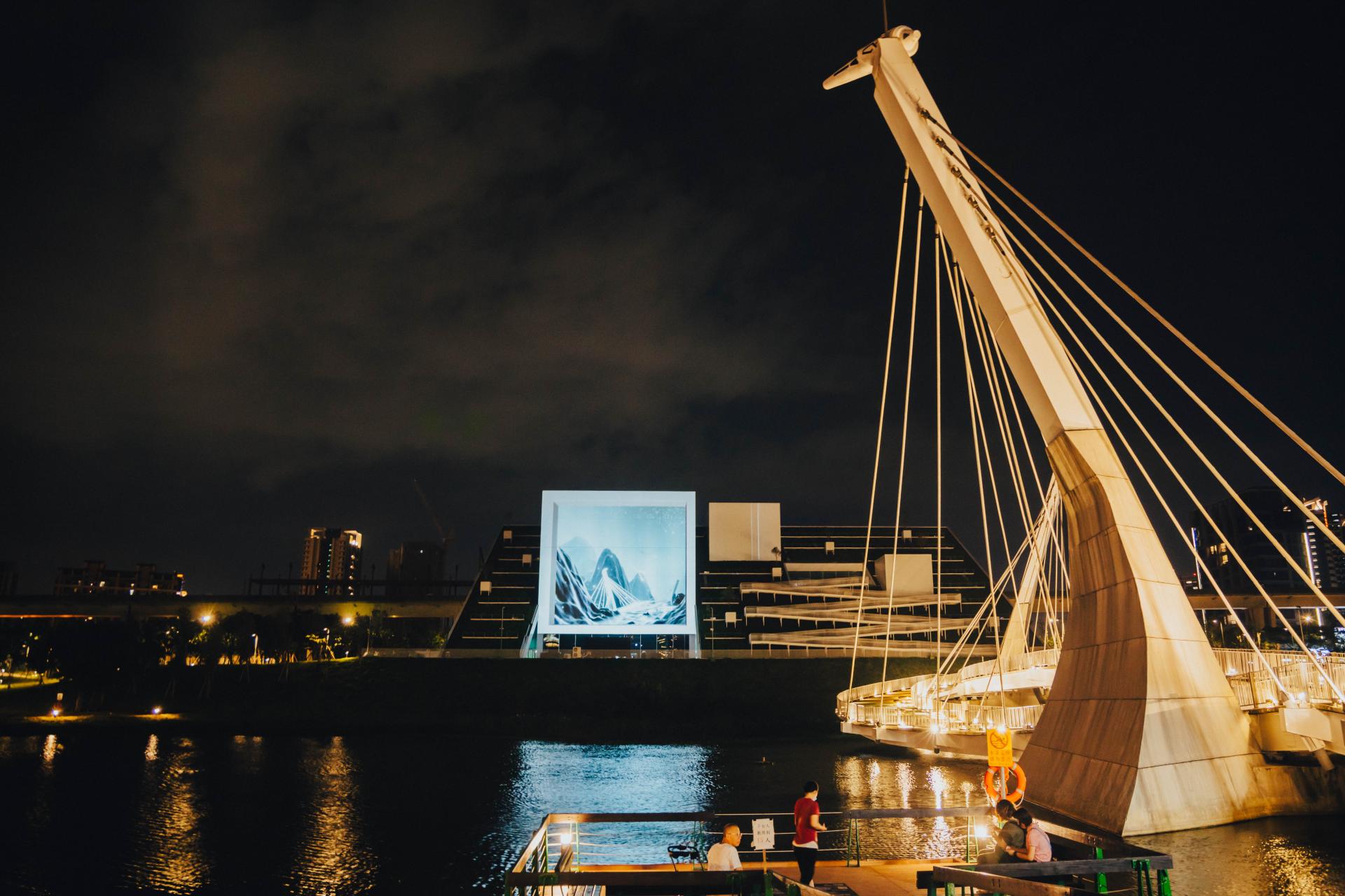 London Design Awards Winner - Hakka Yín