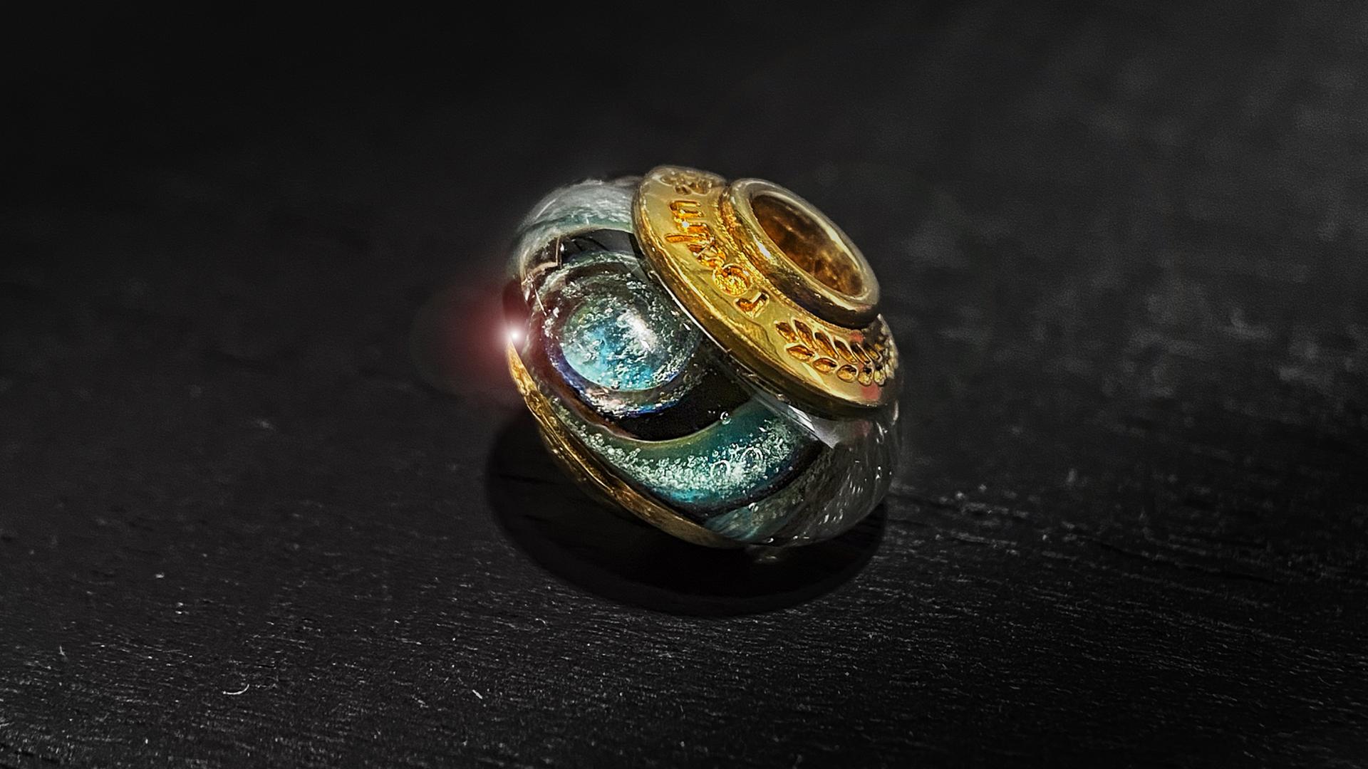London Design Awards Winner - Nebula glass bead of ash