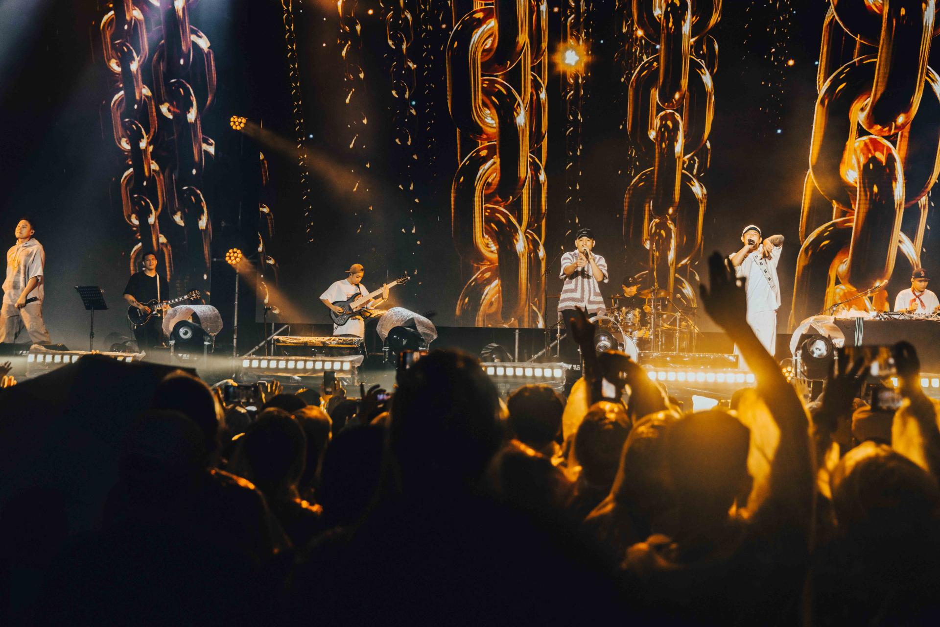 London Design Awards Winner - Taoyuan Iron Rose Music Festival