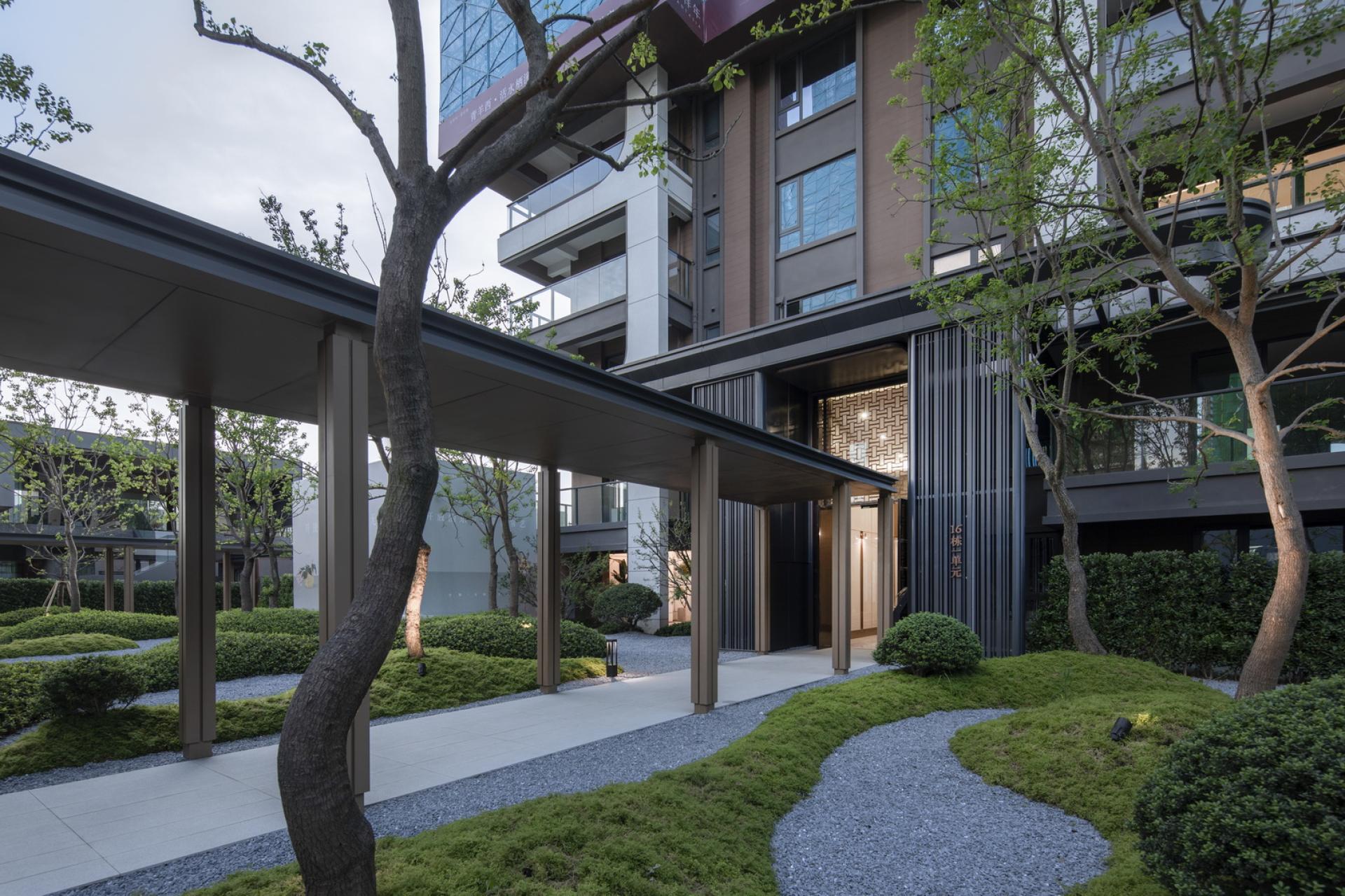 London Design Awards Winner - Chengdu Huayangnian · Wanghuaxi