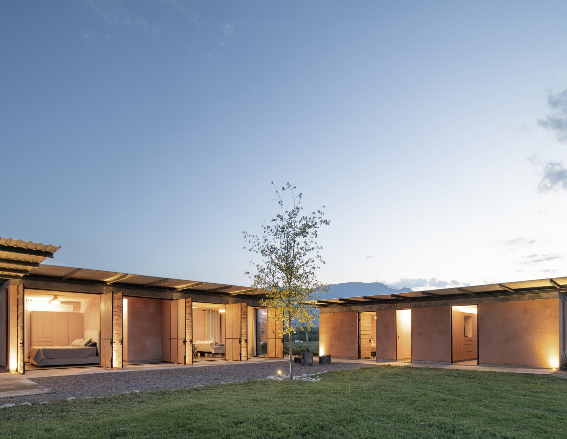 London Design Awards Winner - Azahares House