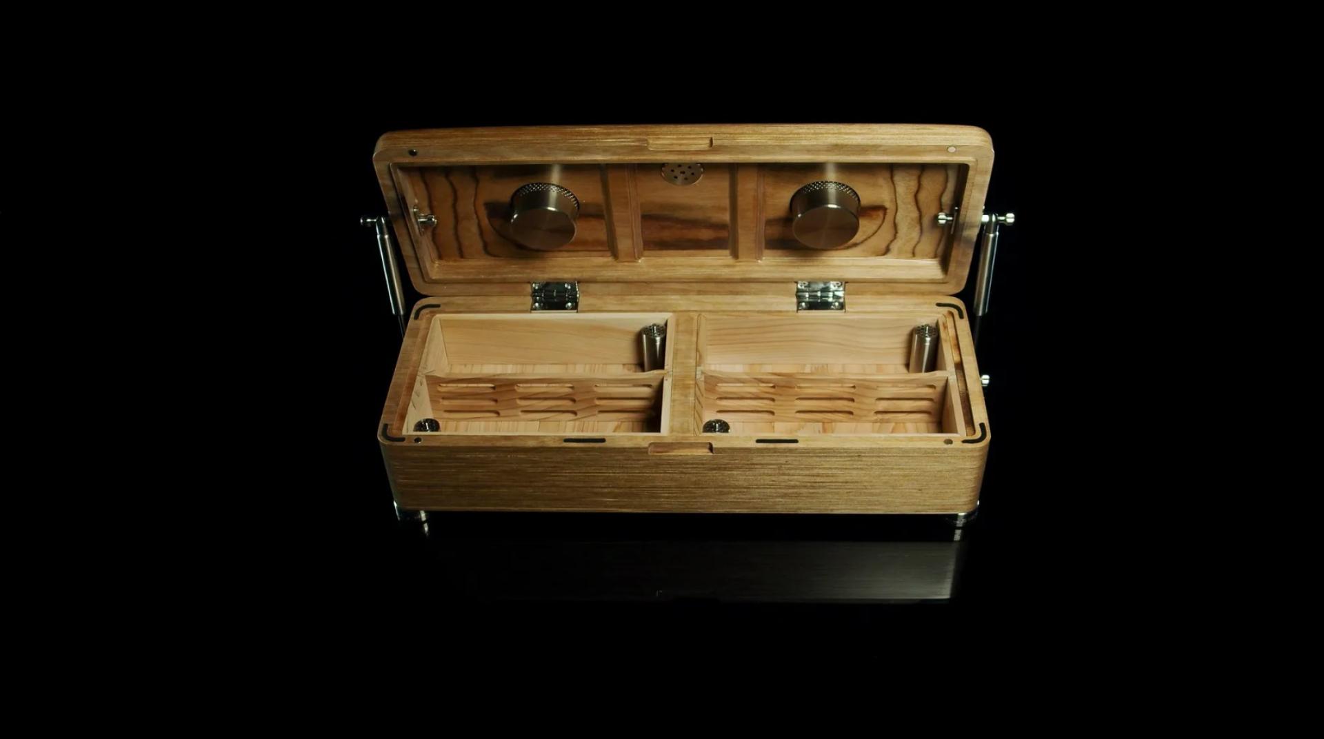 London Design Awards Winner - GRAND SOLLOSHI HUMIDOR by SOLLOSHI