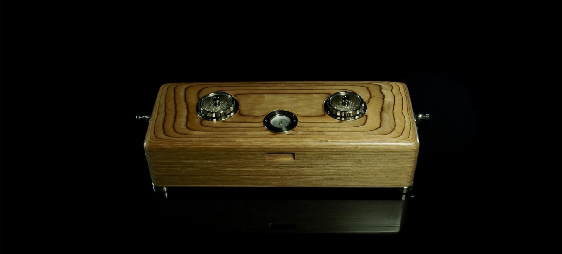 London Design Awards Winner - GRAND SOLLOSHI HUMIDOR by SOLLOSHI
