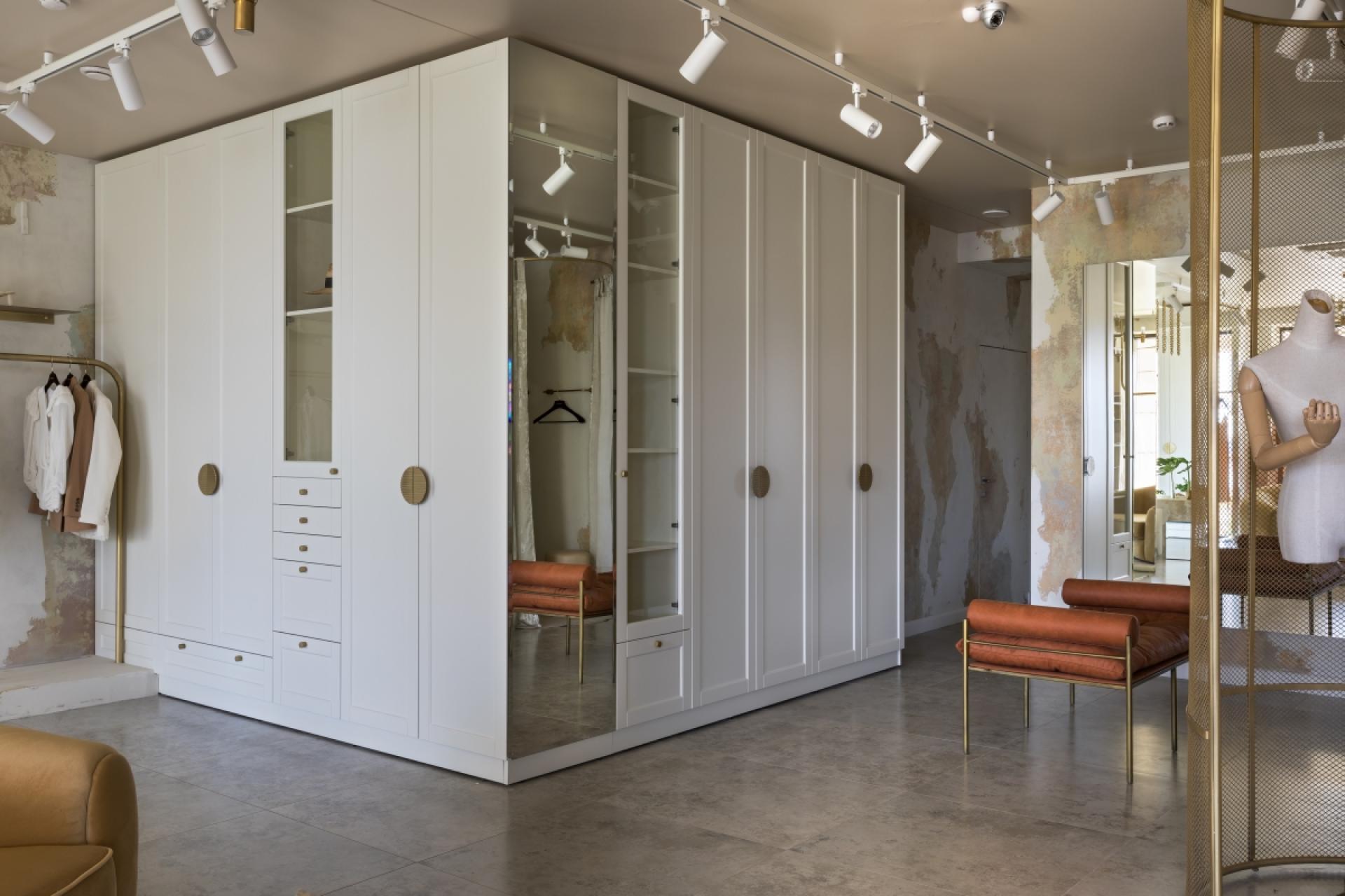 London Design Awards Winner - Spot 2.55