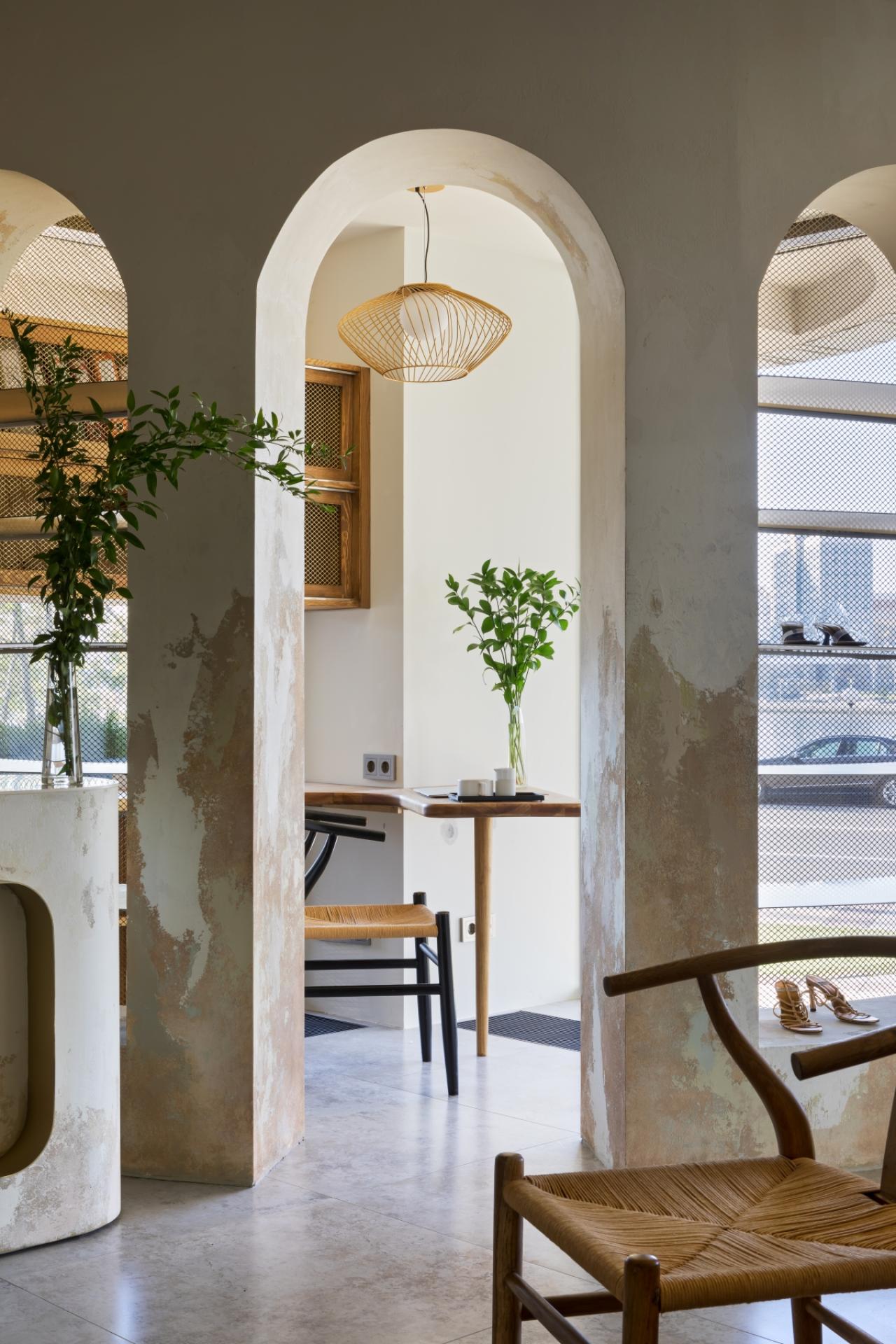 London Design Awards Winner - Spot 2.55