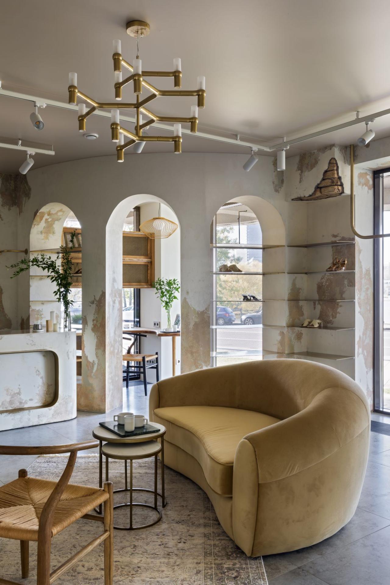 London Design Awards Winner - Spot 2.55
