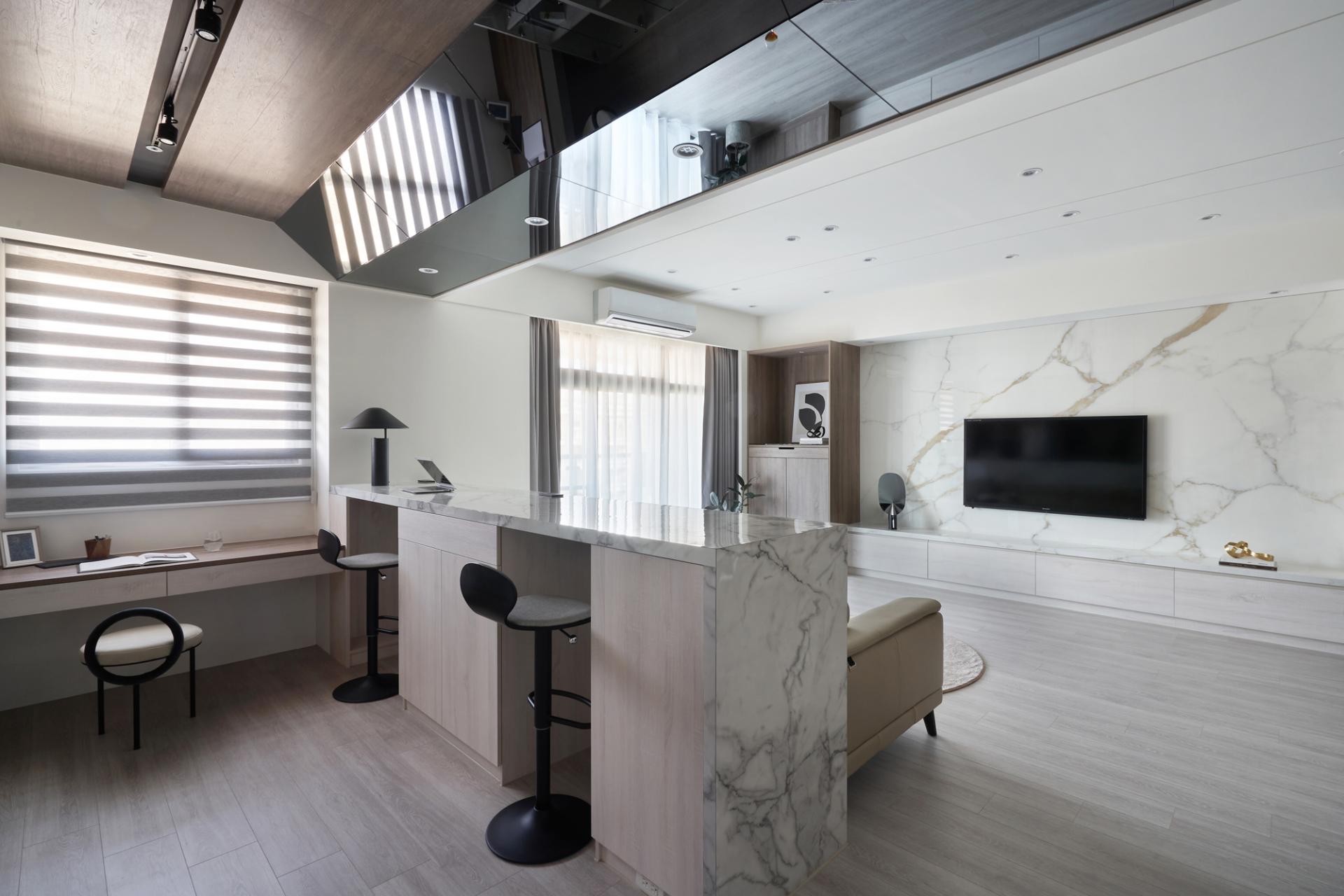 London Design Awards Winner - Bathed in wood accents