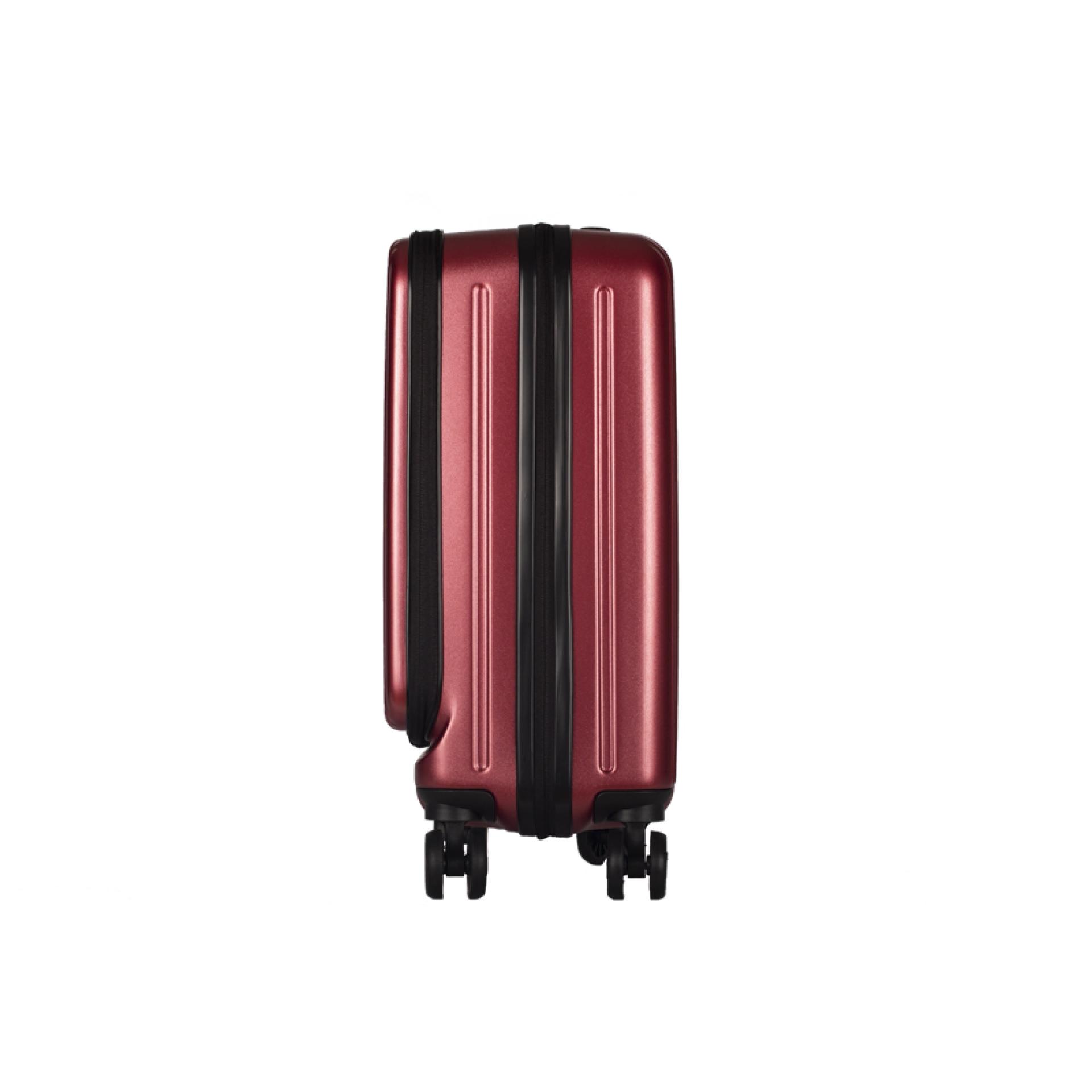 London Design Awards Winner - Convenient opening travel case
