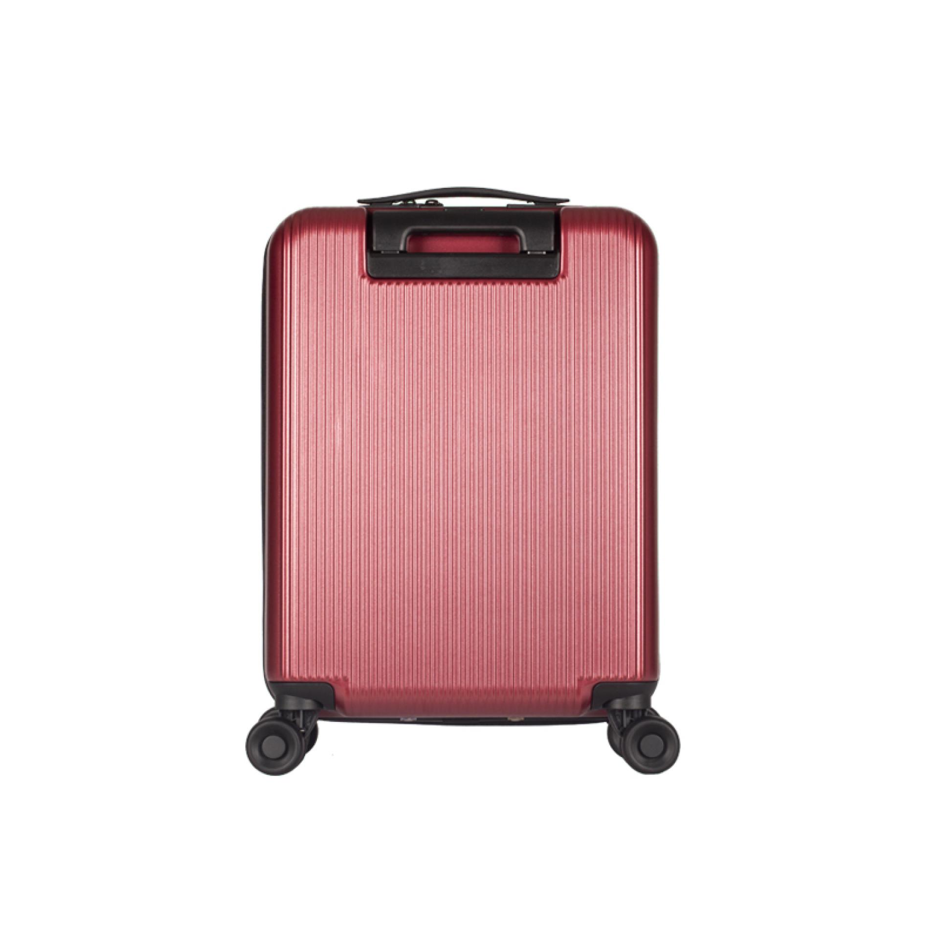 London Design Awards Winner - Convenient opening travel case