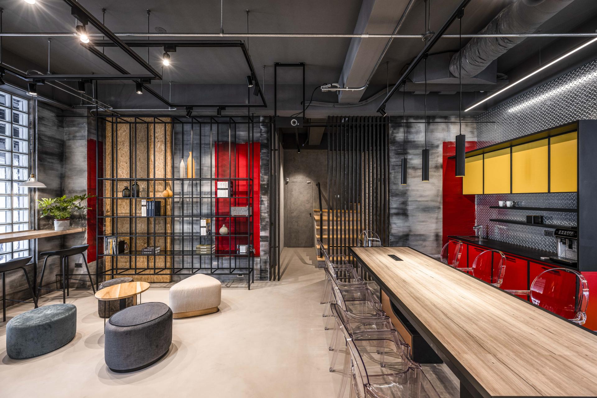 London Design Awards Winner - ATEQ