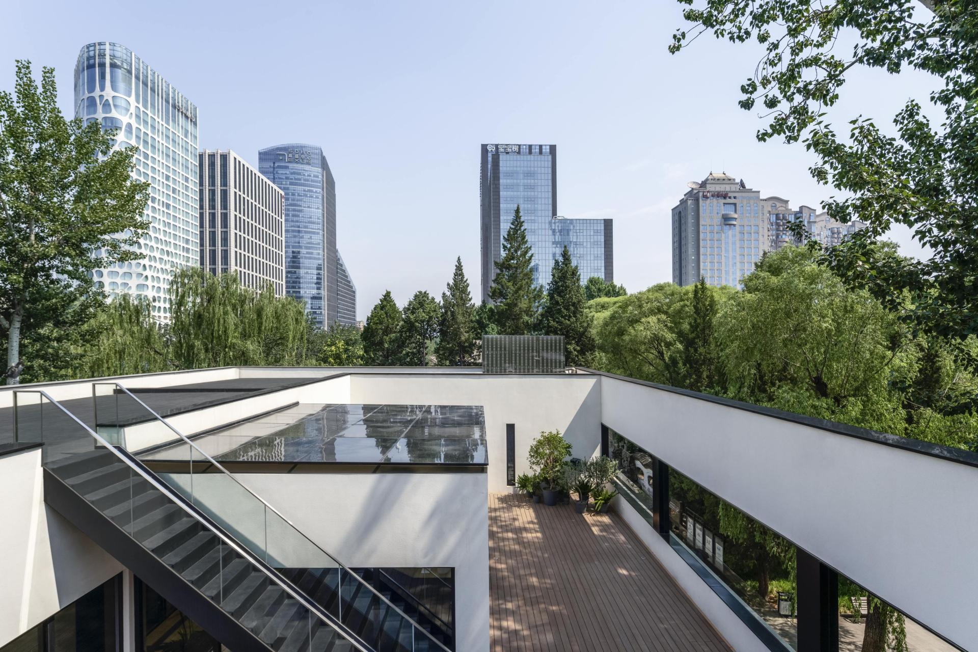 London Design Awards Winner - Universal Art Center (UAC)