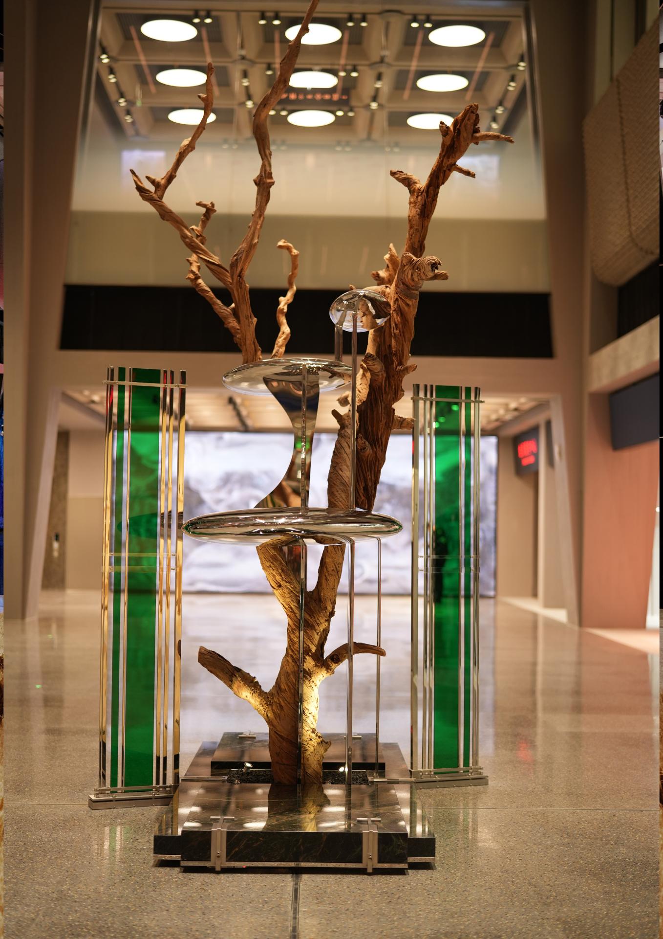 London Design Awards Winner - Parallel spacetime