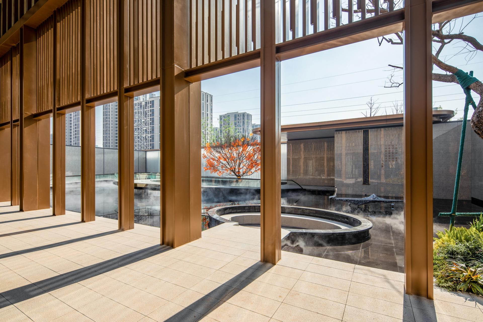 London Design Awards Winner - SUMMIT CONDO