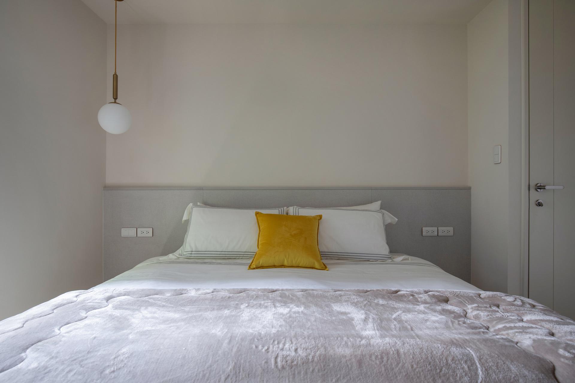 London Design Awards Winner - Tranquil Warm White