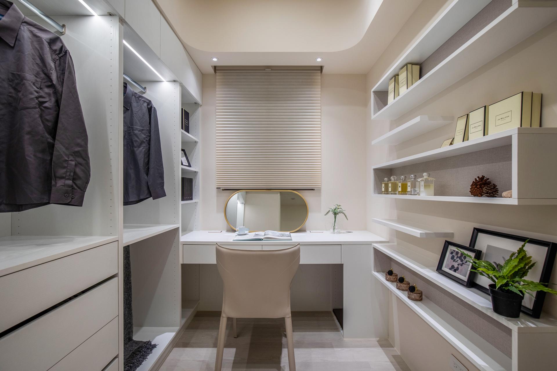 London Design Awards Winner - Tranquil Warm White