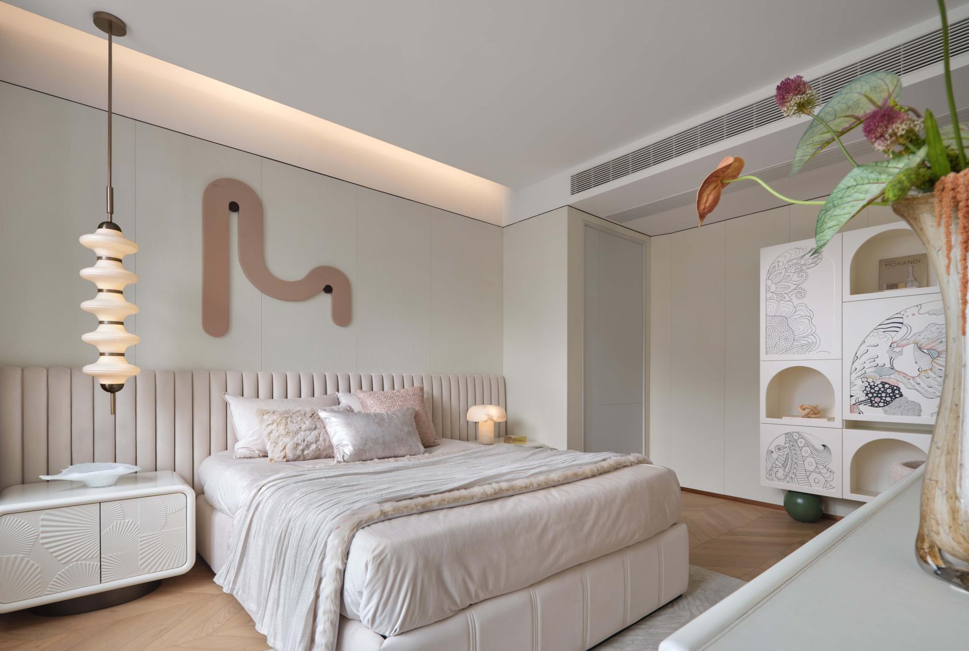 London Design Awards Winner - Hua Hong · Mountains and rivers rise