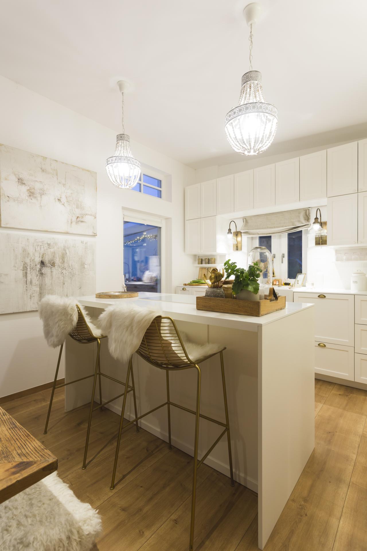 London Design Awards Winner - COMMOD Snow White