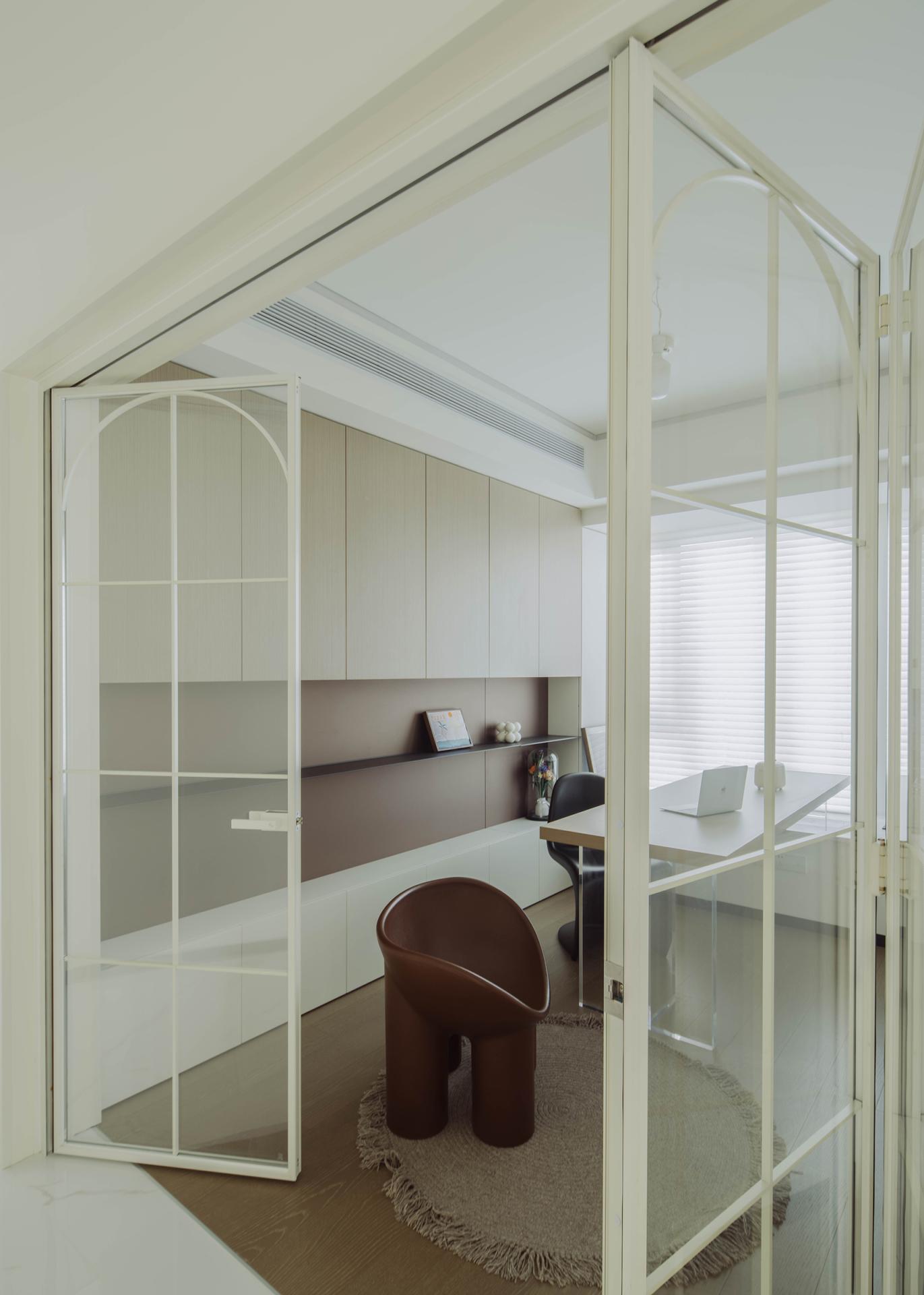 London Design Awards Winner - LA CADIERE GARDEN CITY