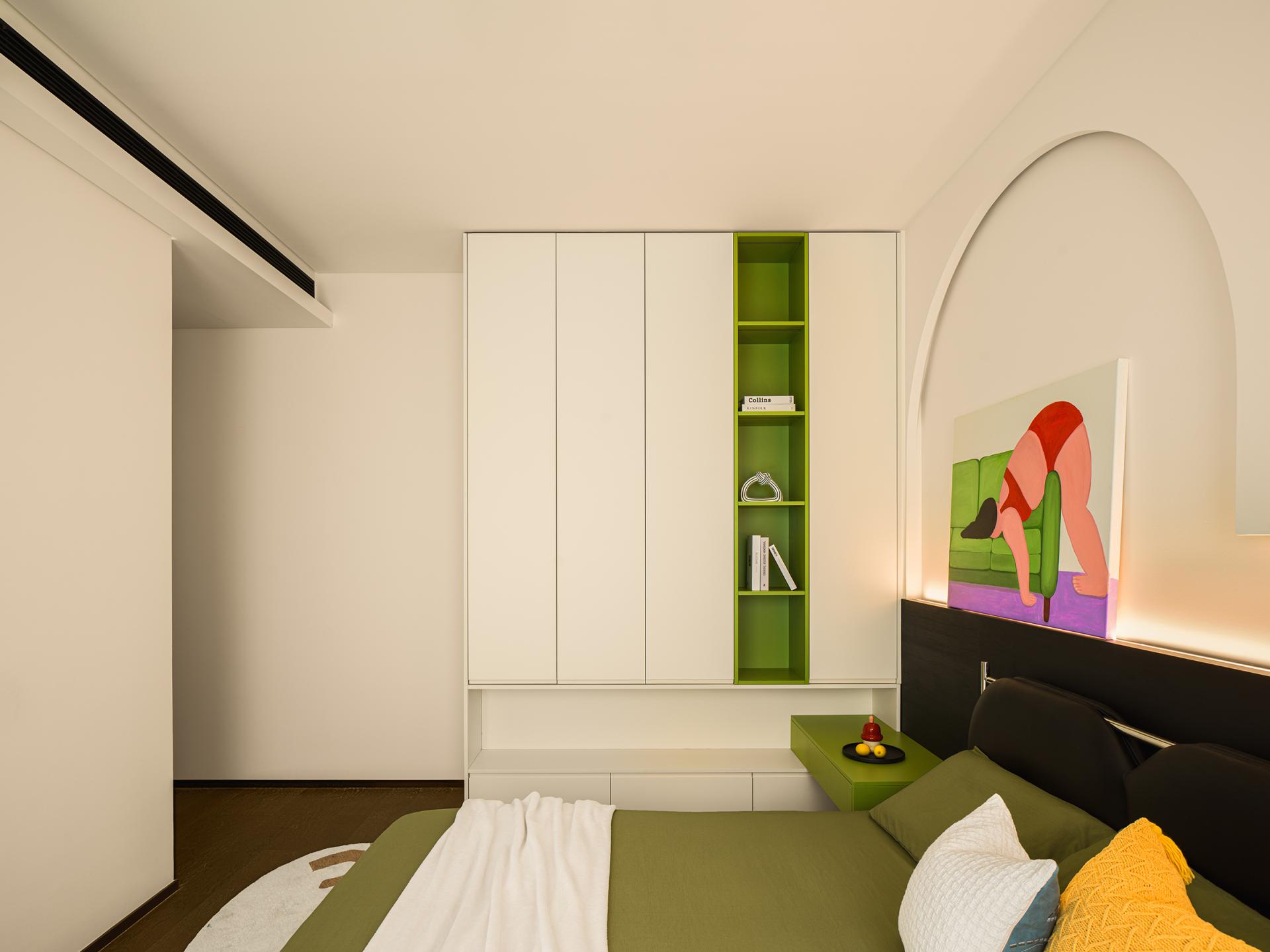 London Design Awards Winner - Pleasing Self