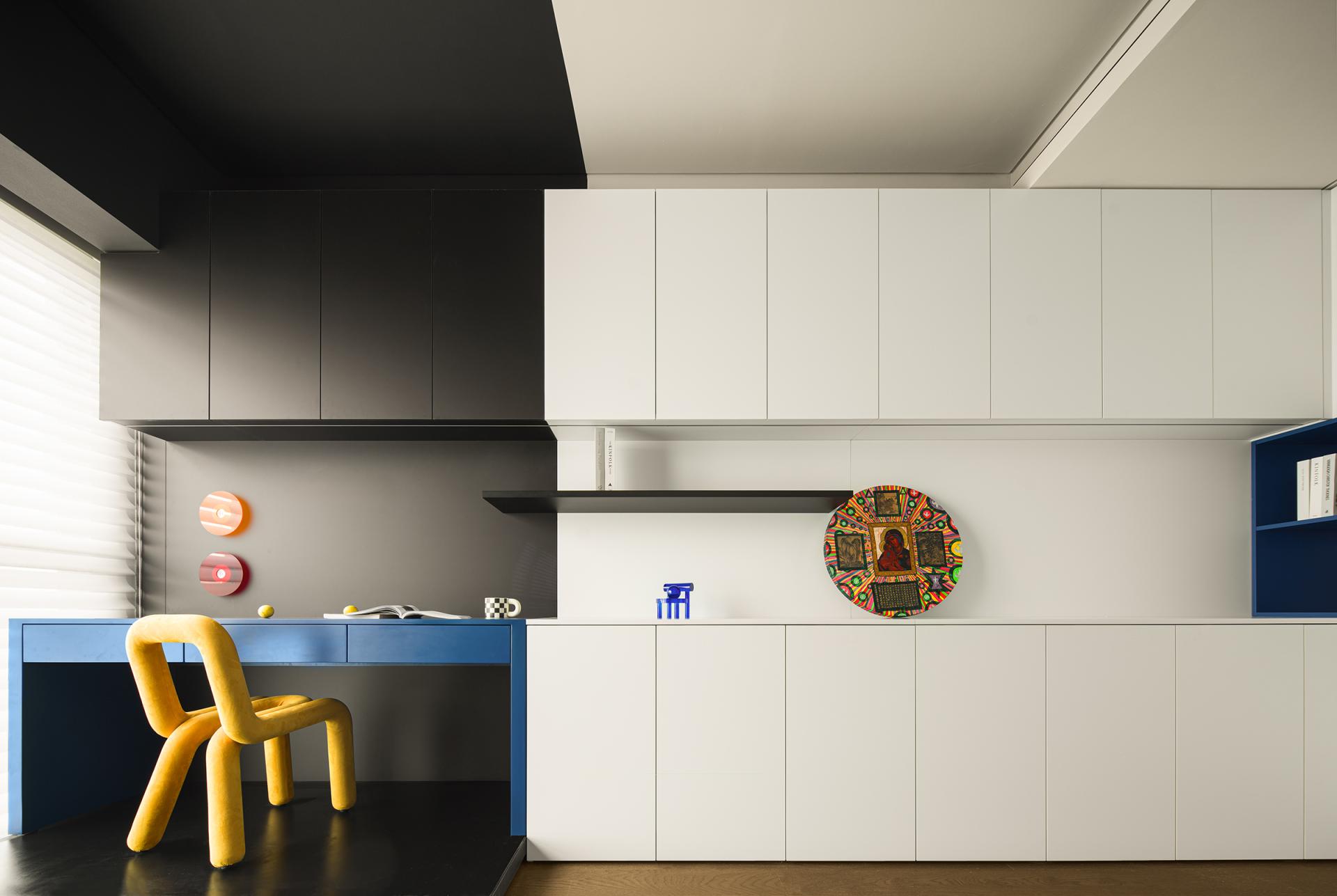 London Design Awards Winner - Pleasing Self
