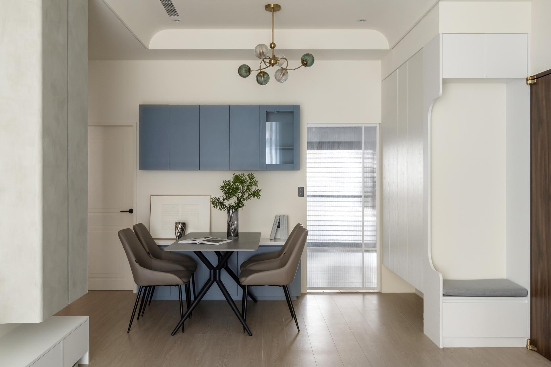 London Design Awards Winner - Harmony Life in Primary Colors 