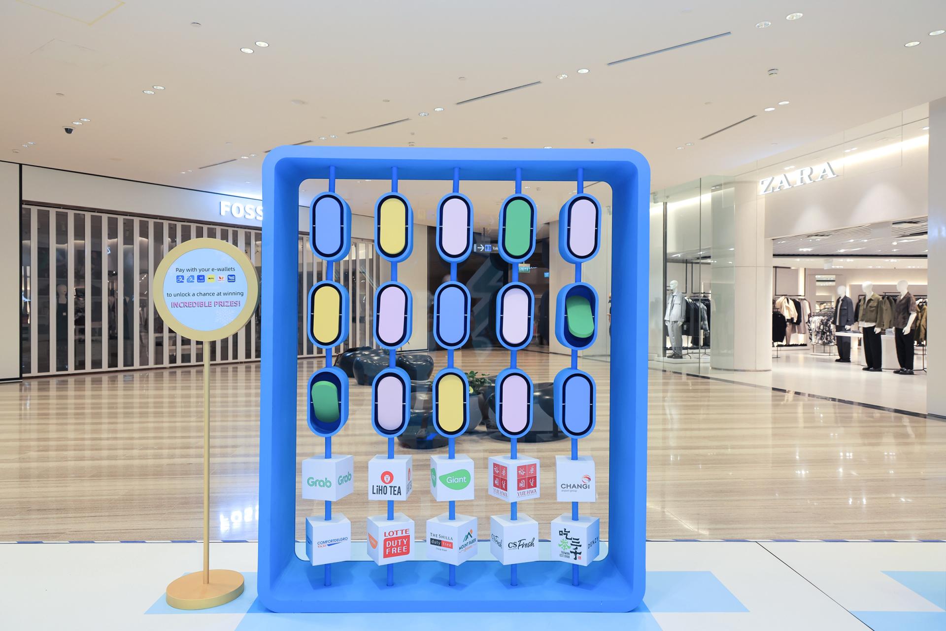 London Design Awards Winner - Alipay+ Xmas Pop-up Store At Singapore Changi Airport